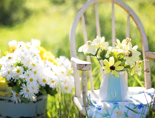 This is an Example of a Left Sidebar Blog Post